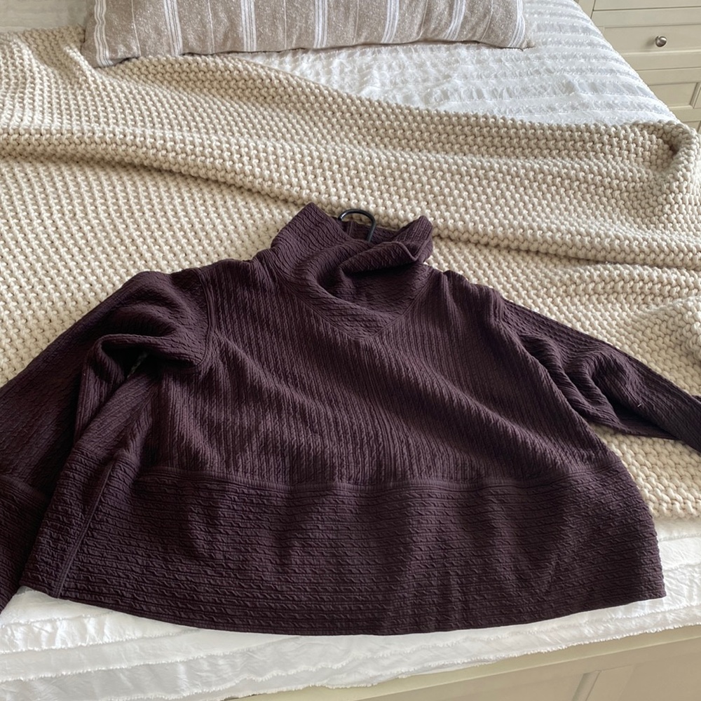 Lululemon funnel hoodie in plum